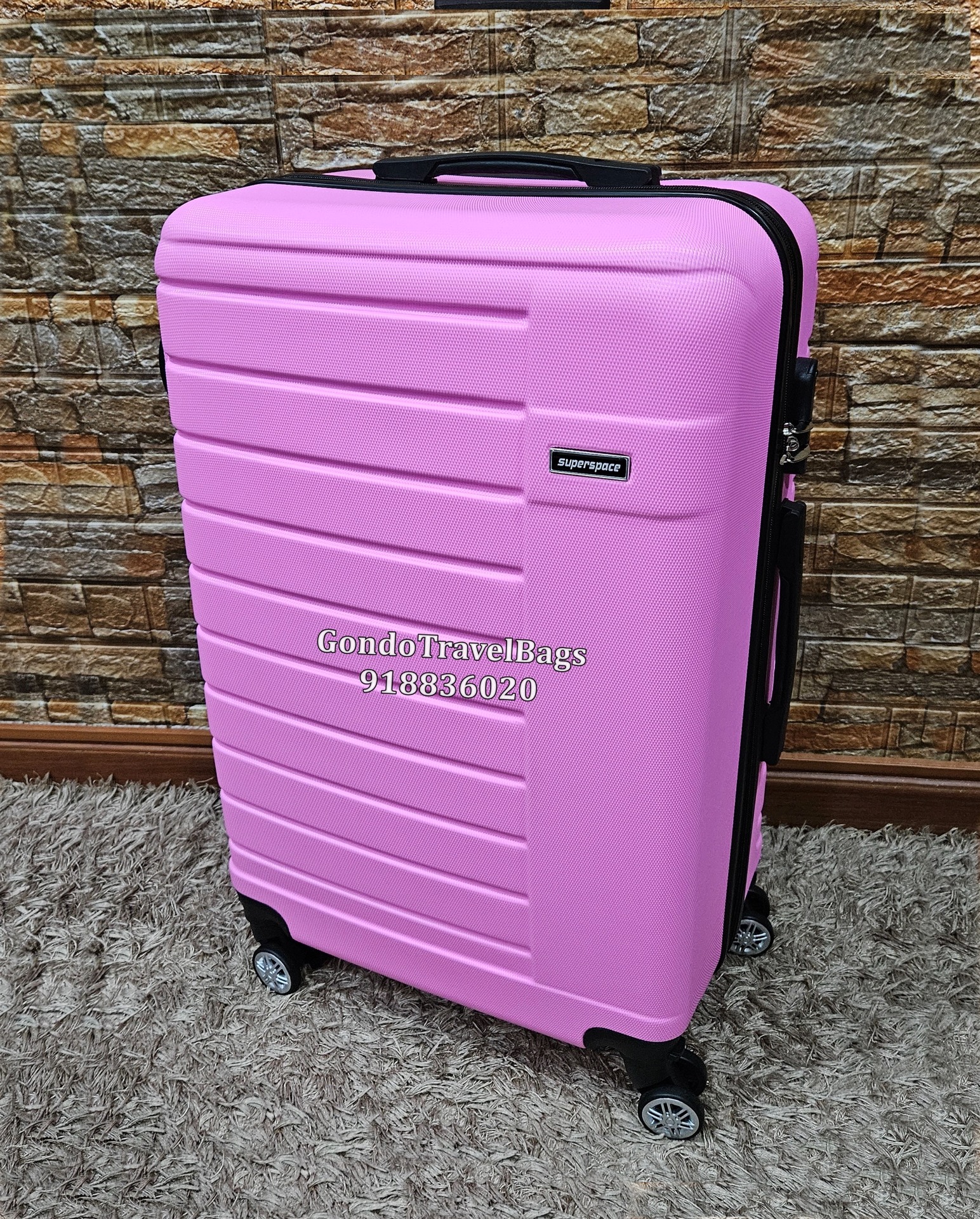 Mala de Porão Com Trolley Média - 23Kg / 62cm