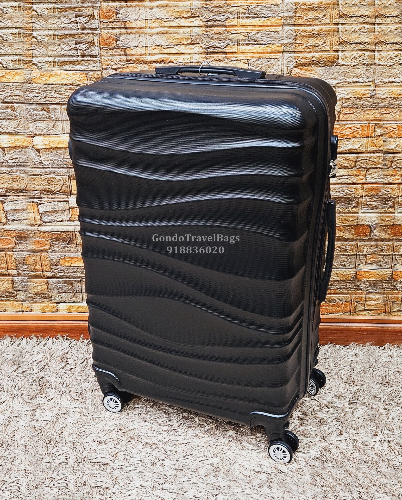 Mala de Porão Com Trolley Média - 23Kg / 66cm