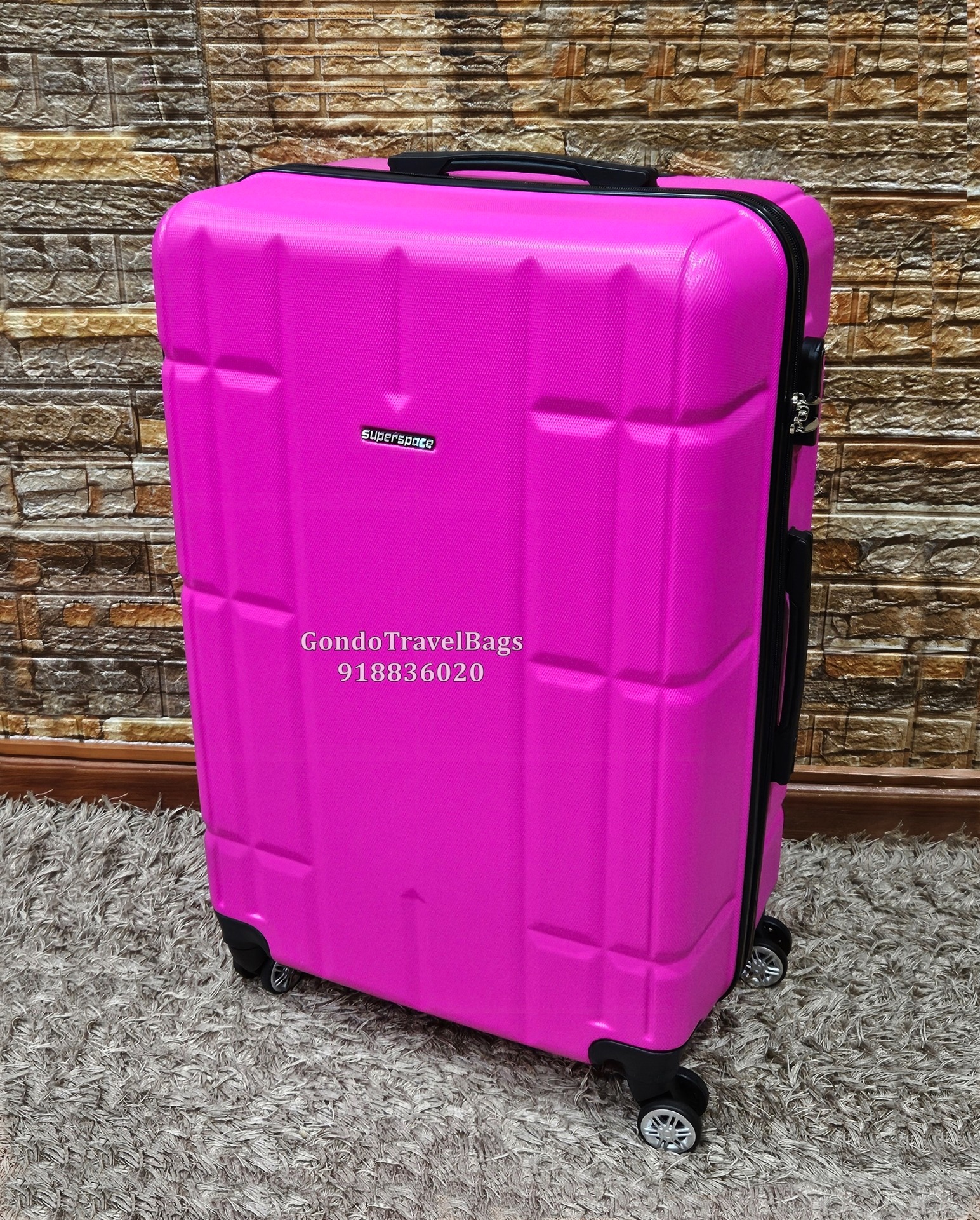 Mala de Porão Com Trolley Média - 23Kg / 65cm