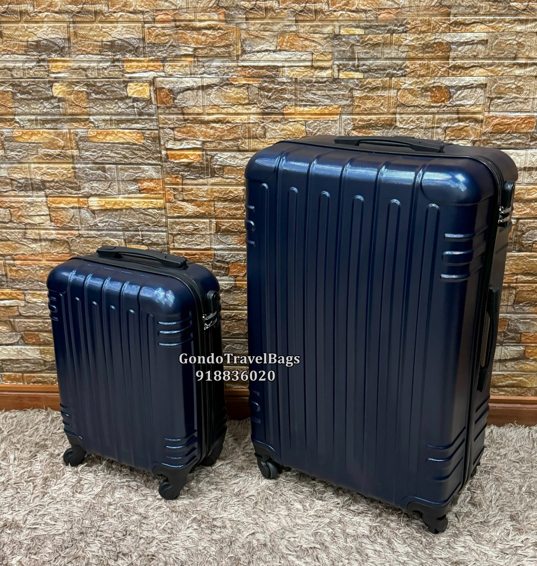 Conjunto de 2 Malas de Viagem ABS - 1 Porão 32Kg + 1 Cabine 8 a 10Kg