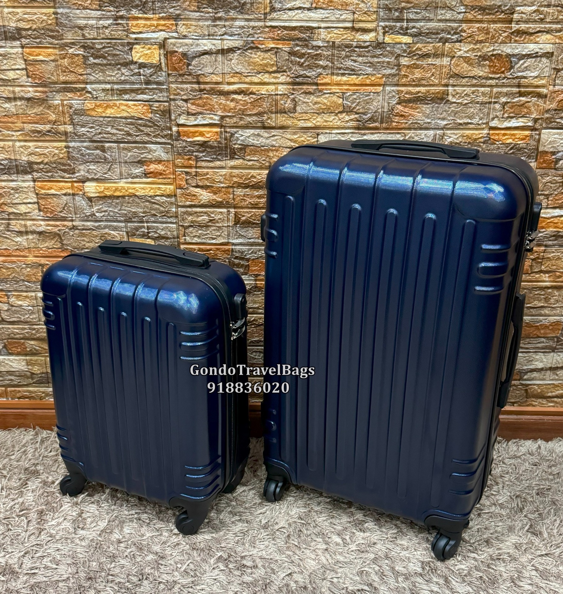 Conjunto de 2 Malas de Viagem ABS - 1 Porão 23Kg + 1 Cabine 8 a 10Kg
