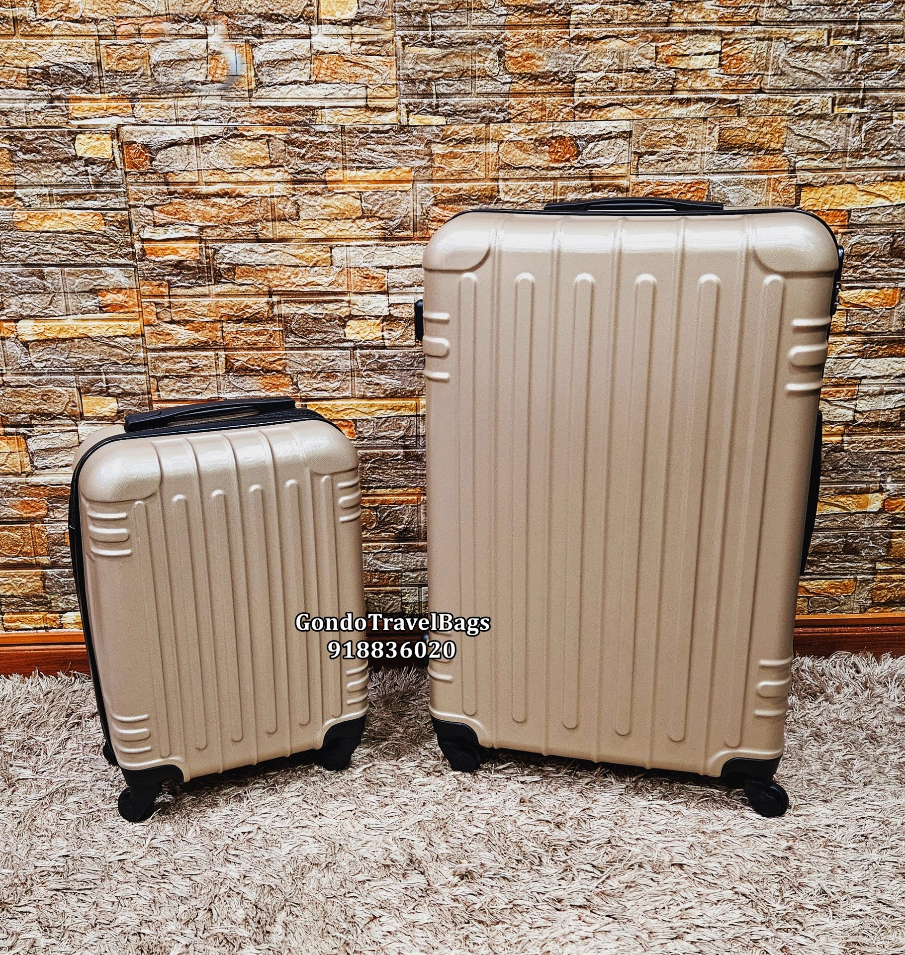 Conjunto de 2 Malas de Viagem ABS - 1 Porão 32Kg + 1 Cabine 8 a 10Kg